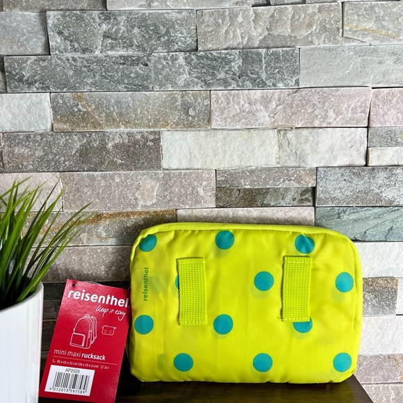 Portable Yellow Travel Backpack Bag with built in carrying pouch - Picture 3 of 6